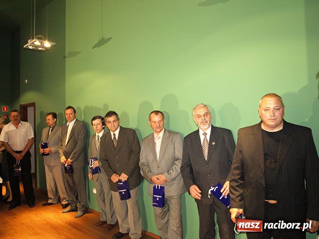 Zdjęcie w galerii na portalu naszraciborz.pl: Rafako: uroczystości Dnia Energetyka wiadomości z regionu