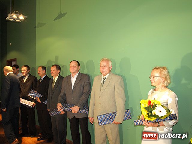 Zdjęcie w galerii na portalu naszraciborz.pl: Rafako: uroczystości Dnia Energetyka wiadomości z regionu