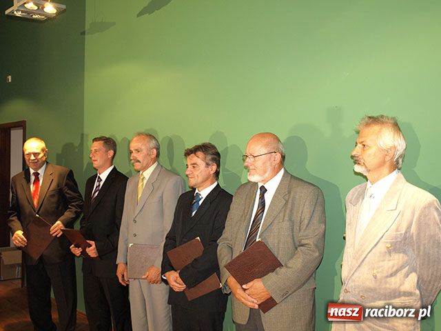 Zdjęcie w galerii na portalu naszraciborz.pl: Rafako: uroczystości Dnia Energetyka wiadomości z regionu