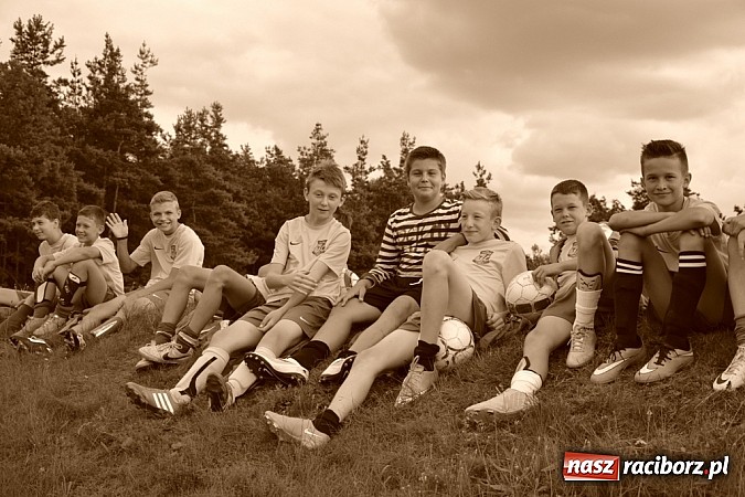 Zdjęcie w galerii na portalu naszraciborz.pl: Sparing w Jankowicach. Zwycięstwo i cenny remis. Jedlińsk nadal bez porażki! wiadomości z regionu