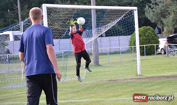 Zdjęcie w galerii na portalu naszraciborz.pl: Sparing w Jankowicach. Zwycięstwo i cenny remis. Jedlińsk nadal bez porażki! wiadomości z regionu