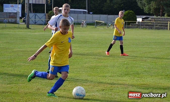 Zdjęcie w galerii na portalu naszraciborz.pl: Sparing w Jankowicach. Zwycięstwo i cenny remis. Jedlińsk nadal bez porażki! wiadomości z regionu