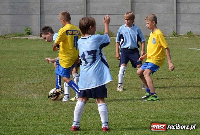 Zdjęcie w galerii na portalu naszraciborz.pl: Sparing w Jankowicach. Zwycięstwo i cenny remis. Jedlińsk nadal bez porażki! wiadomości z regionu
