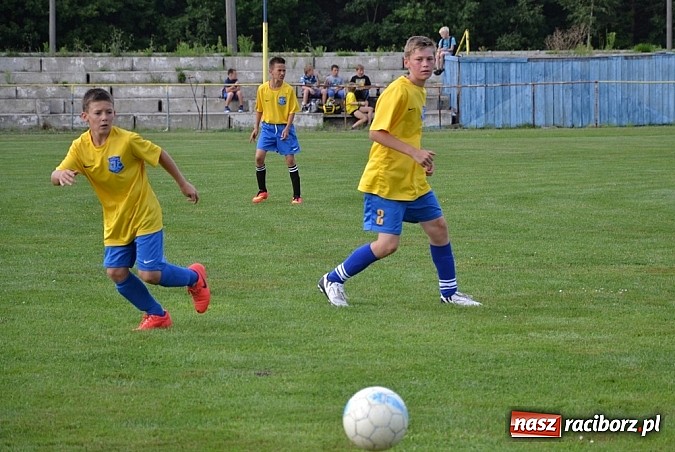 Zdjęcie w galerii na portalu naszraciborz.pl: Sparing w Jankowicach. Zwycięstwo i cenny remis. Jedlińsk nadal bez porażki! wiadomości z regionu