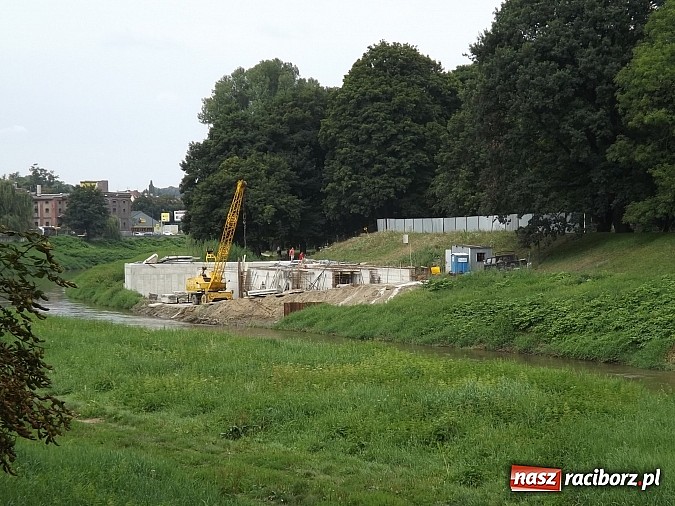 Zdjęcie w galerii na portalu naszraciborz.pl: Przystań kajakowa nabiera kształt&oacute;w wiadomości z regionu