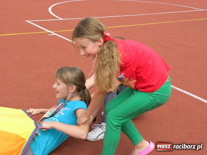 Zdjęcie w galerii na portalu naszraciborz.pl: MiPBP Racibórz: Capoeira w amazońskiej puszczy! wiadomości z regionu