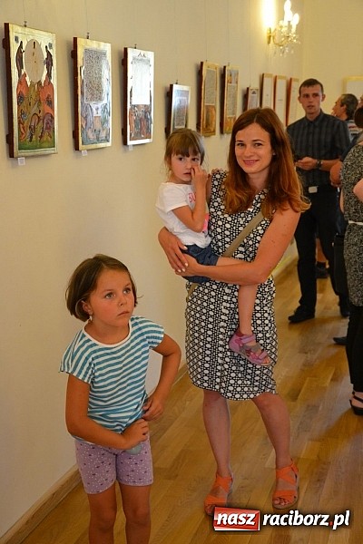 Zdjęcie w galerii na portalu naszraciborz.pl: Sztuka pr&oacute;bowania - wernisaż wystawy prac Grzegorza Tomasiaka na zamku wiadomości z regionu