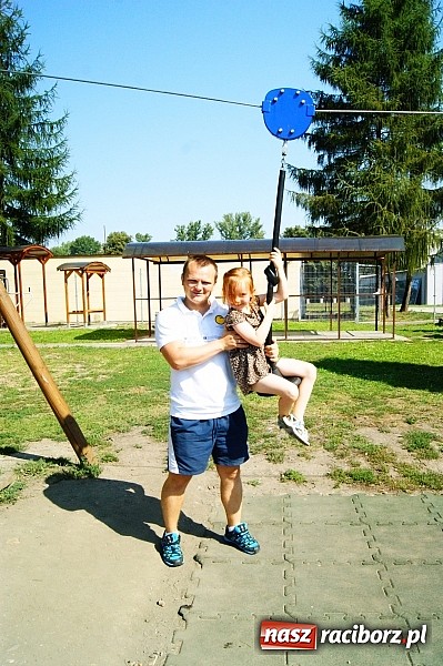 Zdjęcie w galerii na portalu naszraciborz.pl: Chętni ćwiczyli pod okiem fachowca wiadomości z regionu