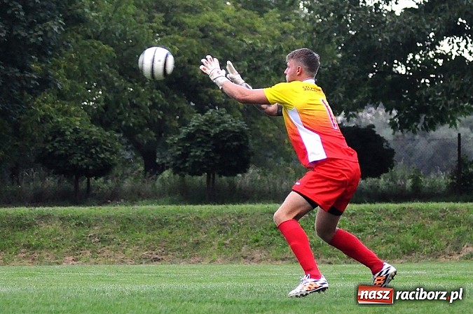 Zdjęcie w galerii na portalu naszraciborz.pl: Remis Rafako na inaugurację sezonu wiadomości z regionu