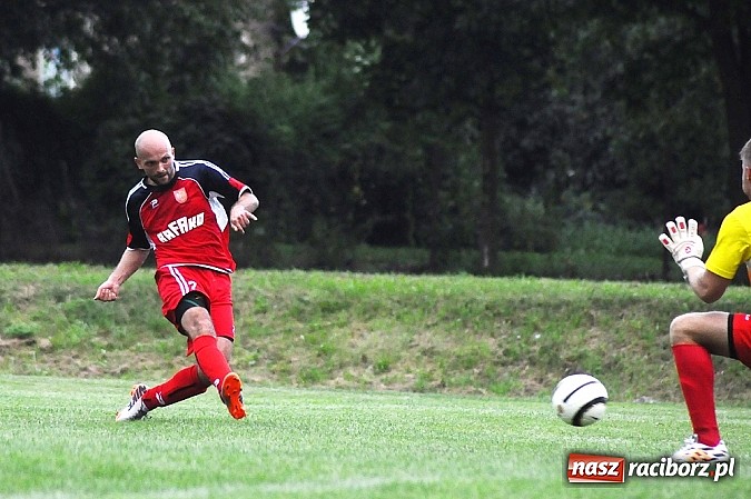 Zdjęcie w galerii na portalu naszraciborz.pl: Remis Rafako na inaugurację sezonu wiadomości z regionu