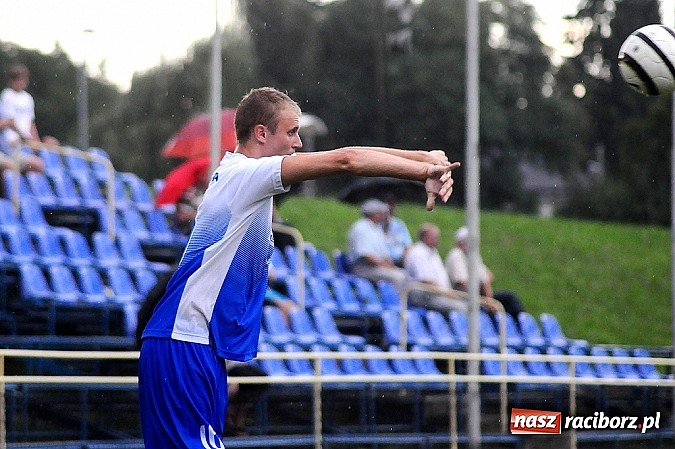 Zdjęcie w galerii na portalu naszraciborz.pl: Remis Rafako na inaugurację sezonu wiadomości z regionu