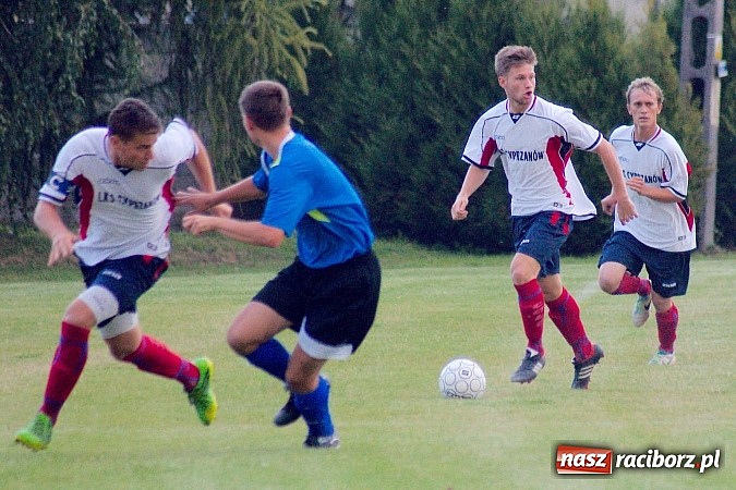 Zdjęcie w galerii na portalu naszraciborz.pl: A klasa: Dwa oblicza Cyprzanowa. Niebo zapłakało nad porażką Studziennej wiadomości z regionu