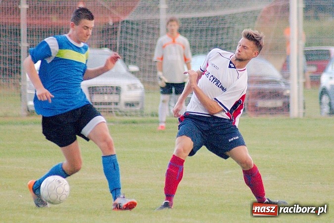 Zdjęcie w galerii na portalu naszraciborz.pl: A klasa: Dwa oblicza Cyprzanowa. Niebo zapłakało nad porażką Studziennej wiadomości z regionu