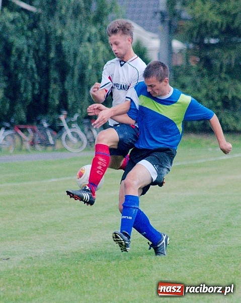 Zdjęcie w galerii na portalu naszraciborz.pl: A klasa: Dwa oblicza Cyprzanowa. Niebo zapłakało nad porażką Studziennej wiadomości z regionu