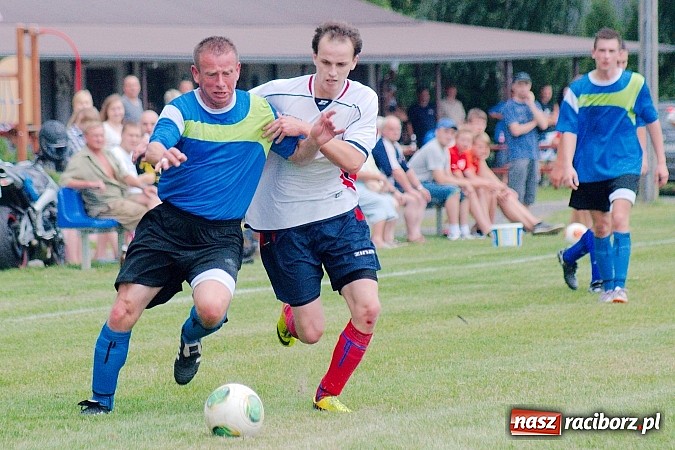Zdjęcie w galerii na portalu naszraciborz.pl: A klasa: Dwa oblicza Cyprzanowa. Niebo zapłakało nad porażką Studziennej wiadomości z regionu