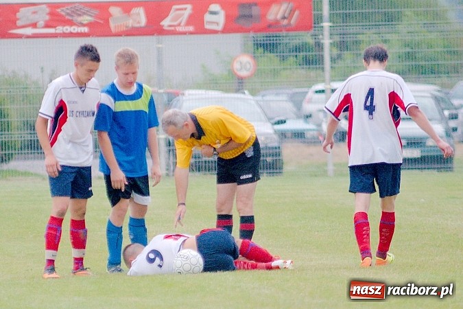 Zdjęcie w galerii na portalu naszraciborz.pl: A klasa: Dwa oblicza Cyprzanowa. Niebo zapłakało nad porażką Studziennej wiadomości z regionu