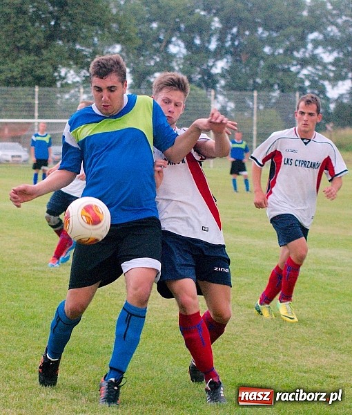 Zdjęcie w galerii na portalu naszraciborz.pl: A klasa: Dwa oblicza Cyprzanowa. Niebo zapłakało nad porażką Studziennej wiadomości z regionu