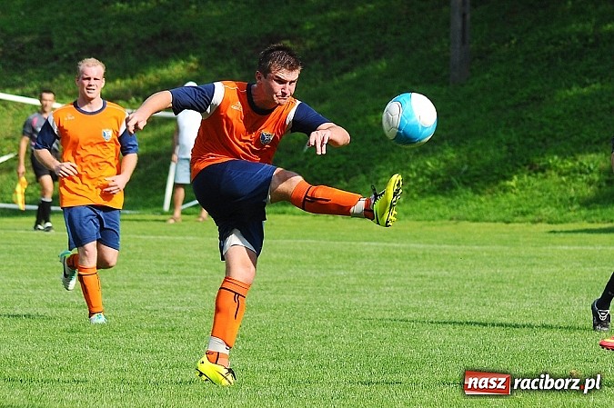 Zdjęcie w galerii na portalu naszraciborz.pl: A klasa: Pietrowice grały, Gamów strzelał wiadomości z regionu