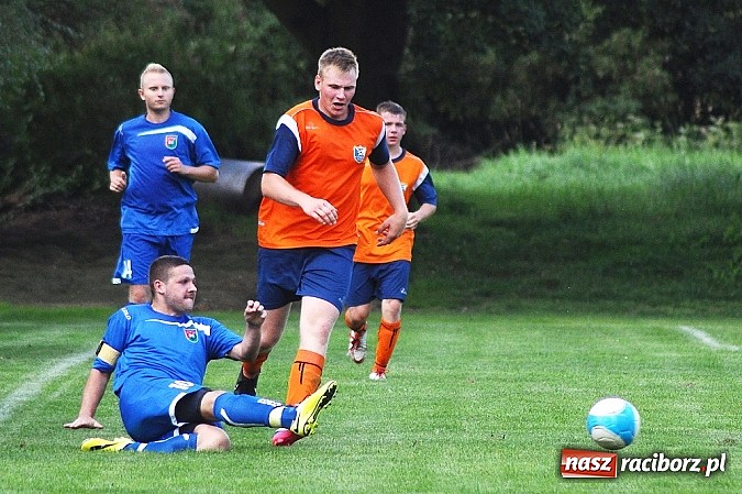 Zdjęcie w galerii na portalu naszraciborz.pl: A klasa: Pietrowice grały, Gamów strzelał wiadomości z regionu
