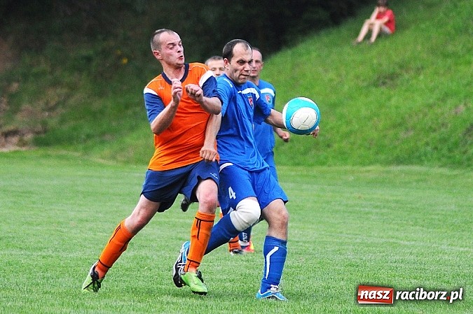 Zdjęcie w galerii na portalu naszraciborz.pl: A klasa: Pietrowice grały, Gamów strzelał wiadomości z regionu