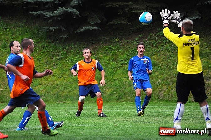 Zdjęcie w galerii na portalu naszraciborz.pl: A klasa: Pietrowice grały, Gamów strzelał wiadomości z regionu