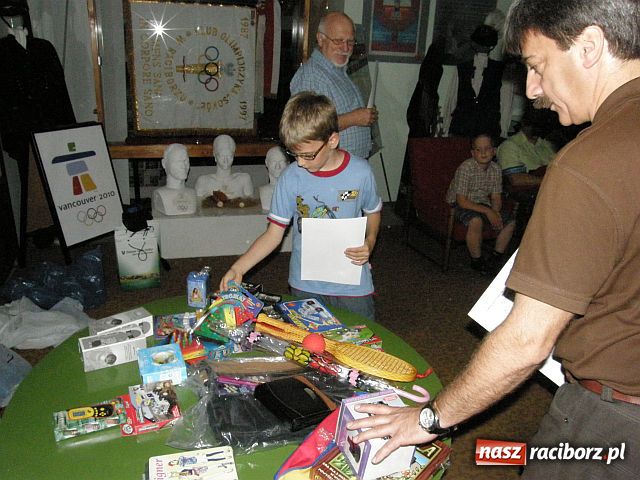 Zdjęcie w galerii na portalu naszraciborz.pl: Wakacyjne szachy w MOS-ie wiadomości z regionu