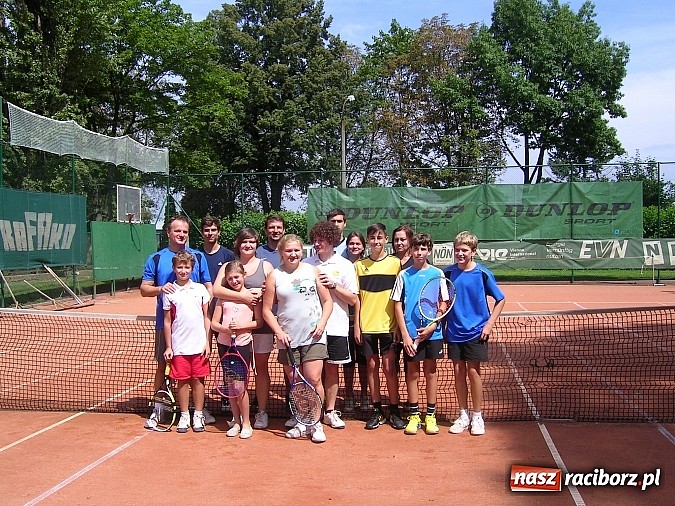Zdjęcie w galerii na portalu naszraciborz.pl: Rodzinny turniej deblowy w tenisie wiadomości z regionu
