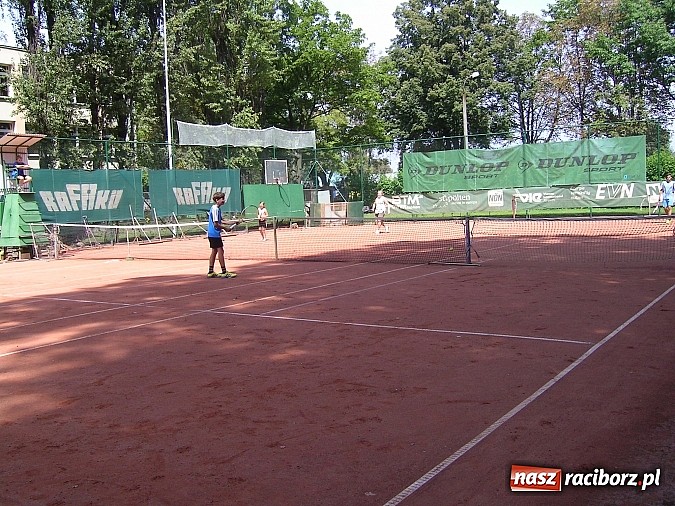 Zdjęcie w galerii na portalu naszraciborz.pl: Rodzinny turniej deblowy w tenisie wiadomości z regionu