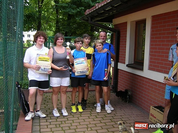 Zdjęcie w galerii na portalu naszraciborz.pl: Rodzinny turniej deblowy w tenisie wiadomości z regionu