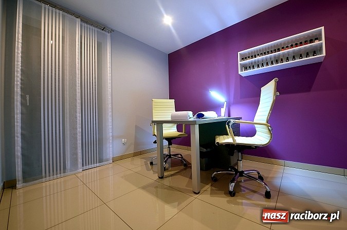 Zdjęcie w galerii na portalu naszraciborz.pl: Nowości w Akademii Piękna. Poczuj się kr&oacute;lową lata wiadomości z regionu