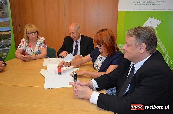 Zdjęcie w galerii na portalu naszraciborz.pl: Rozszerzenie europejskiego projektu kanalizacyjnego w Łaziskach Górnych  wiadomości z regionu