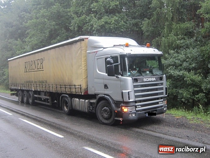 Zdjęcie w galerii na portalu naszraciborz.pl: Kolejne groźne zdarzenie z udziałem TIR-ów na DW 919. O mały włos a doszłoby do zderzenia wiadomości z regionu