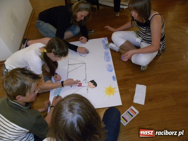 Zdjęcie w galerii na portalu naszraciborz.pl: Dzień z Bolkiem i Lolkiem wiadomości z regionu