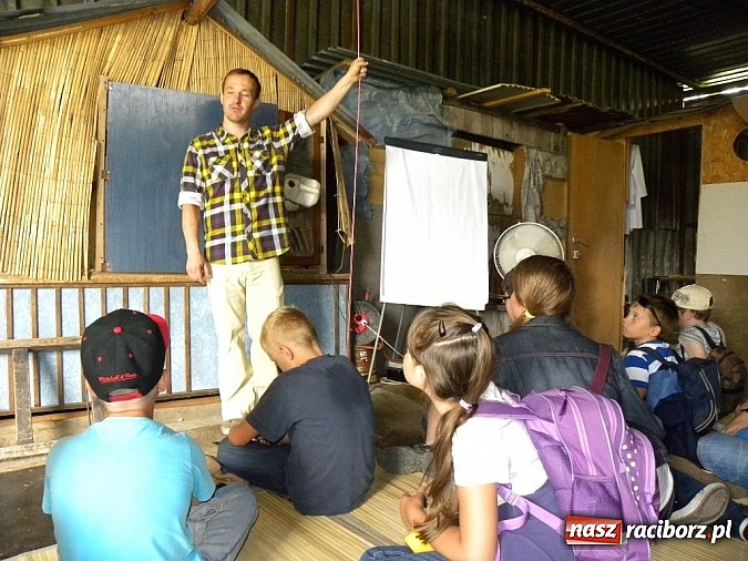 Zdjęcie w galerii na portalu naszraciborz.pl: Cały świat w jeden dzień... wiadomości z regionu