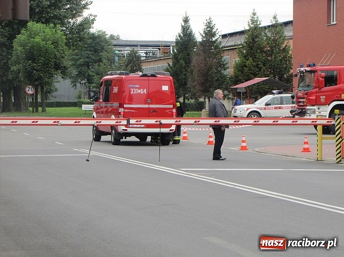 Zdjęcie w galerii na portalu naszraciborz.pl: Chemicy z Bielska-Białej wezwani do zbadania przesyłki z Anglii dostarczonej do Rafako wiadomości z regionu