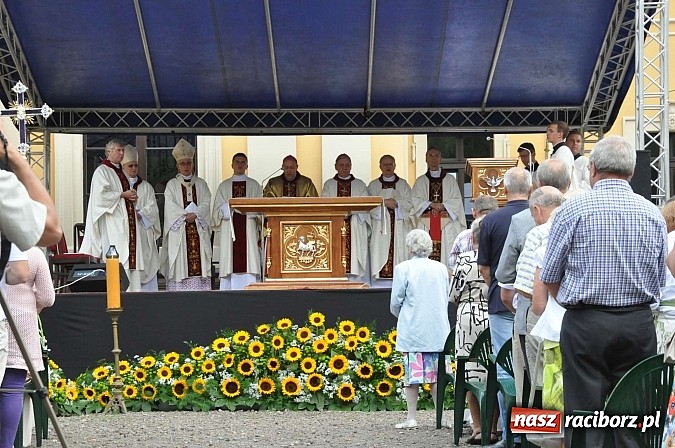 Zdjęcie w galerii na portalu naszraciborz.pl: Wiara jest jak satelita dla systemu nawigacji wiadomości z regionu