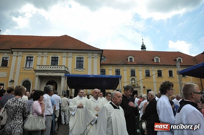 Zdjęcie w galerii na portalu naszraciborz.pl: Wiara jest jak satelita dla systemu nawigacji wiadomości z regionu