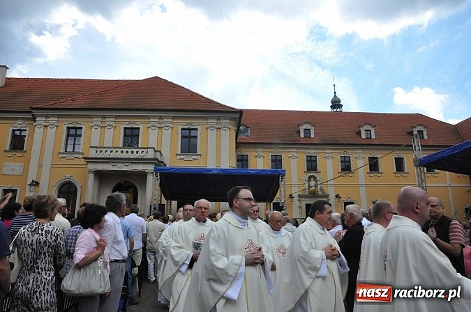Zdjęcie w galerii na portalu naszraciborz.pl: Wiara jest jak satelita dla systemu nawigacji wiadomości z regionu