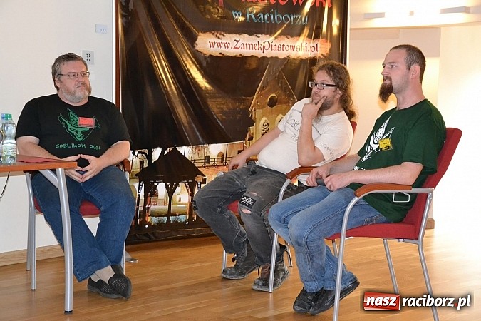 Zdjęcie w galerii na portalu naszraciborz.pl: Przewodas spotkał się z czytelnikami na zamku wiadomości z regionu