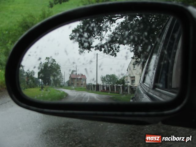 Zdjęcie w galerii na portalu naszraciborz.pl: Straszny dom na skraju Ciechowic wiadomości z regionu