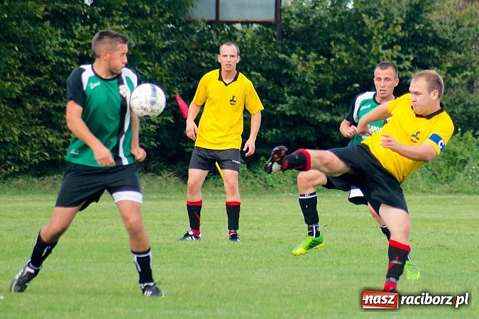 Zdjęcie w galerii na portalu naszraciborz.pl: Udana inauguracja Płoni. Zapowiedzi Krzyżkowic bez pokrycia wiadomości z regionu