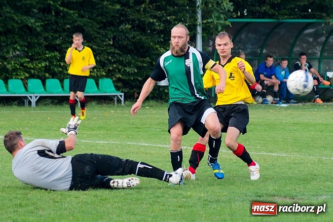 Zdjęcie w galerii na portalu naszraciborz.pl: Udana inauguracja Płoni. Zapowiedzi Krzyżkowic bez pokrycia wiadomości z regionu