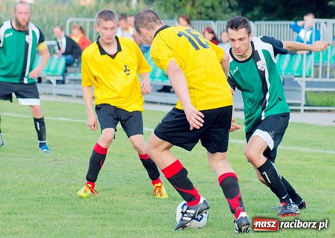 Zdjęcie w galerii na portalu naszraciborz.pl: Udana inauguracja Płoni. Zapowiedzi Krzyżkowic bez pokrycia wiadomości z regionu