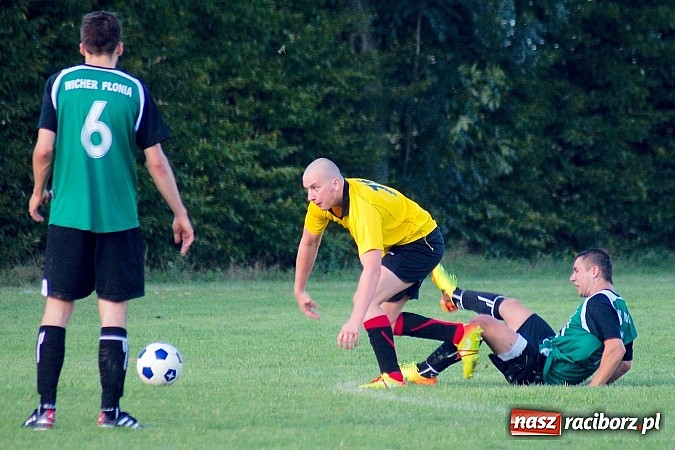 Zdjęcie w galerii na portalu naszraciborz.pl: Udana inauguracja Płoni. Zapowiedzi Krzyżkowic bez pokrycia wiadomości z regionu