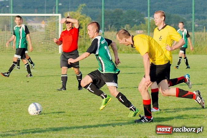 Zdjęcie w galerii na portalu naszraciborz.pl: Udana inauguracja Płoni. Zapowiedzi Krzyżkowic bez pokrycia wiadomości z regionu