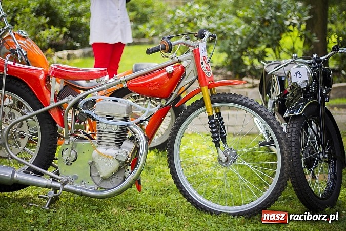 Zdjęcie w galerii na portalu naszraciborz.pl: Zabytkowe maszyny w Wojnowicach wiadomości z regionu