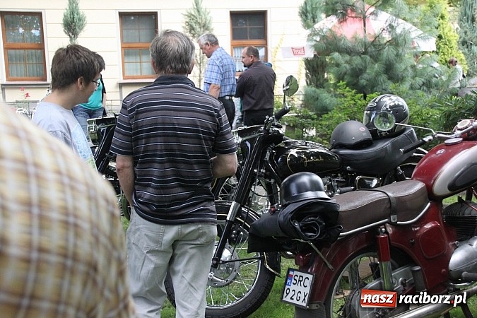 Zdjęcie w galerii na portalu naszraciborz.pl: Zabytkowe maszyny w Wojnowicach wiadomości z regionu