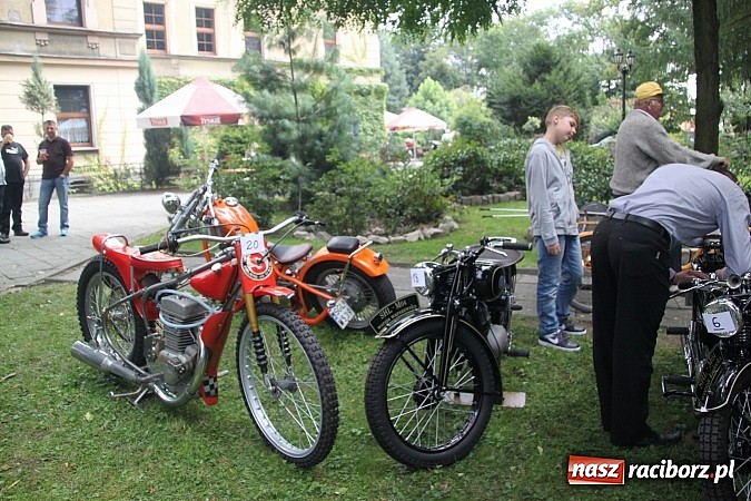 Zdjęcie w galerii na portalu naszraciborz.pl: Zabytkowe maszyny w Wojnowicach wiadomości z regionu