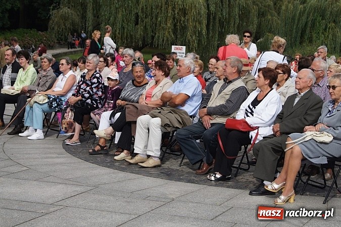 Zdjęcie w galerii na portalu naszraciborz.pl: Plania na finał koncertów letnich w Parku Roth  wiadomości z regionu