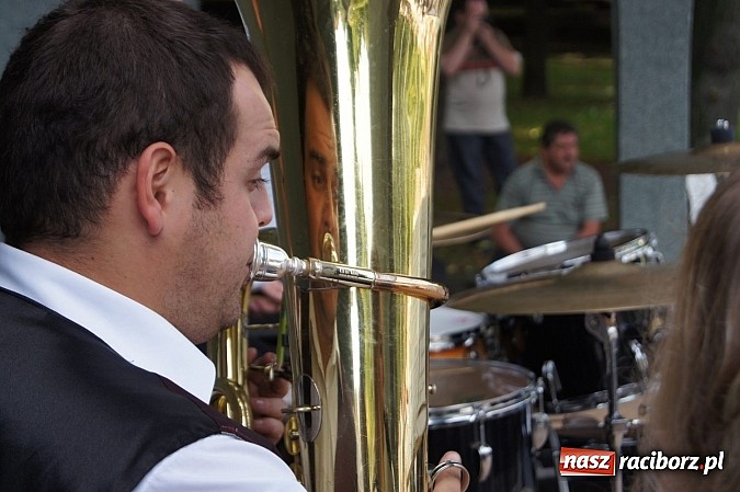 Zdjęcie w galerii na portalu naszraciborz.pl: Plania na finał koncertów letnich w Parku Roth  wiadomości z regionu